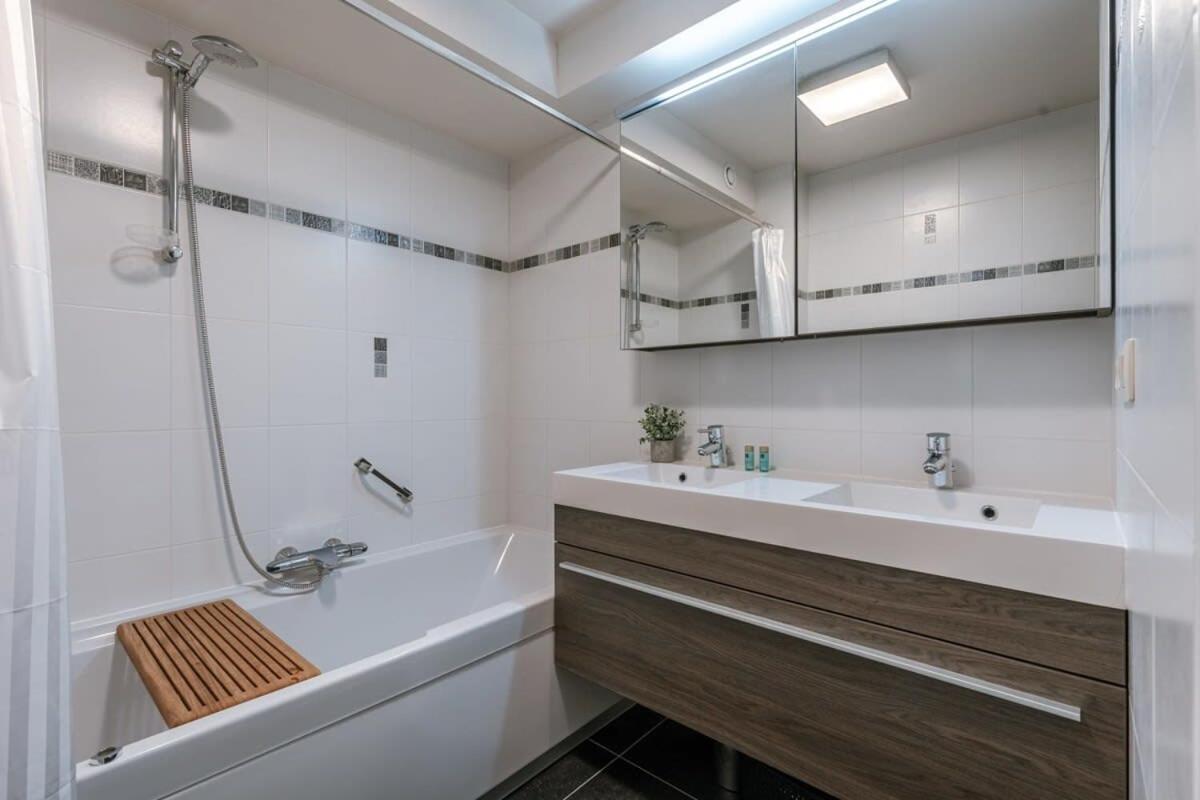Huswell - Bright Apartment With Parking Near The Beach Bredene Extérieur photo