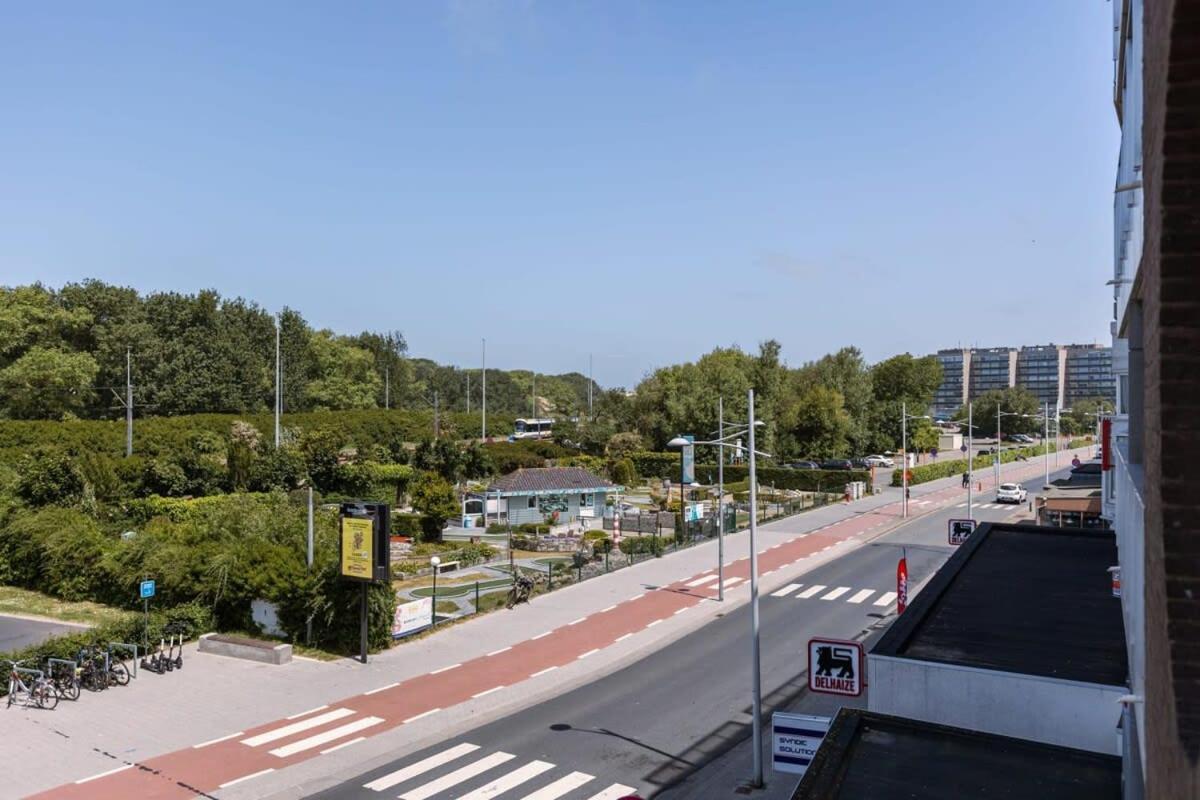 Huswell - Bright Apartment With Parking Near The Beach Bredene Extérieur photo